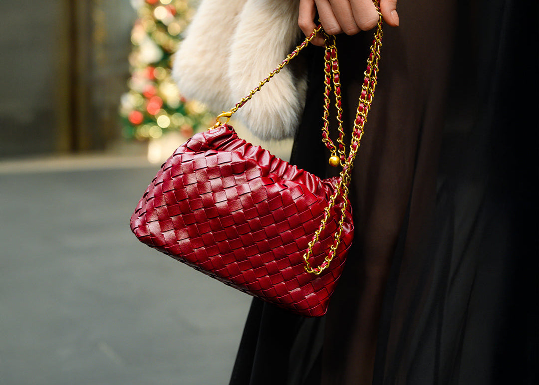 Woven wine red shoulder bag